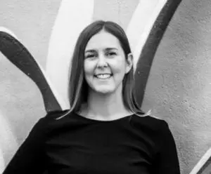 Kelly Mahler Headshot